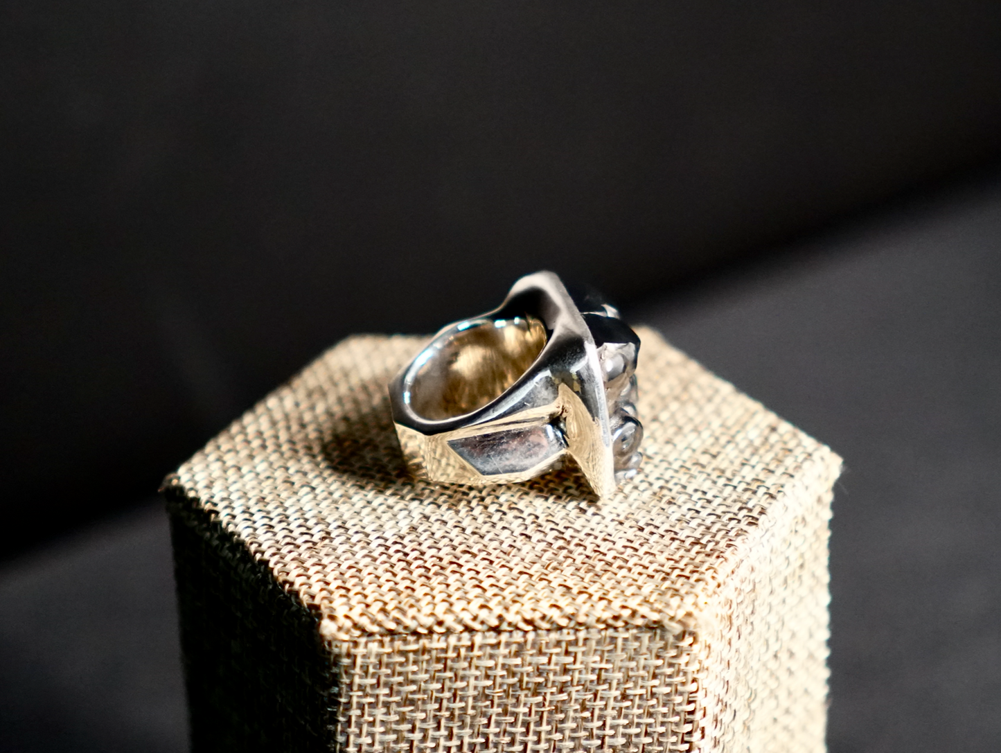 MOROCCAN MAGNETITE RING